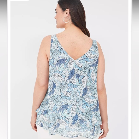 Lane Bryant Blue and White Leaf Print Sleeveless Top size 14 - Picture 3 of 6